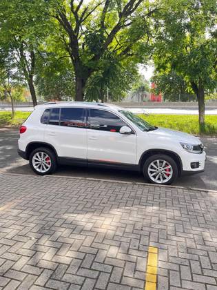 VOLKSWAGEN TIGUAN 2.0 TSI 16V TURBO GASOLINA 4P TIPTRONIC